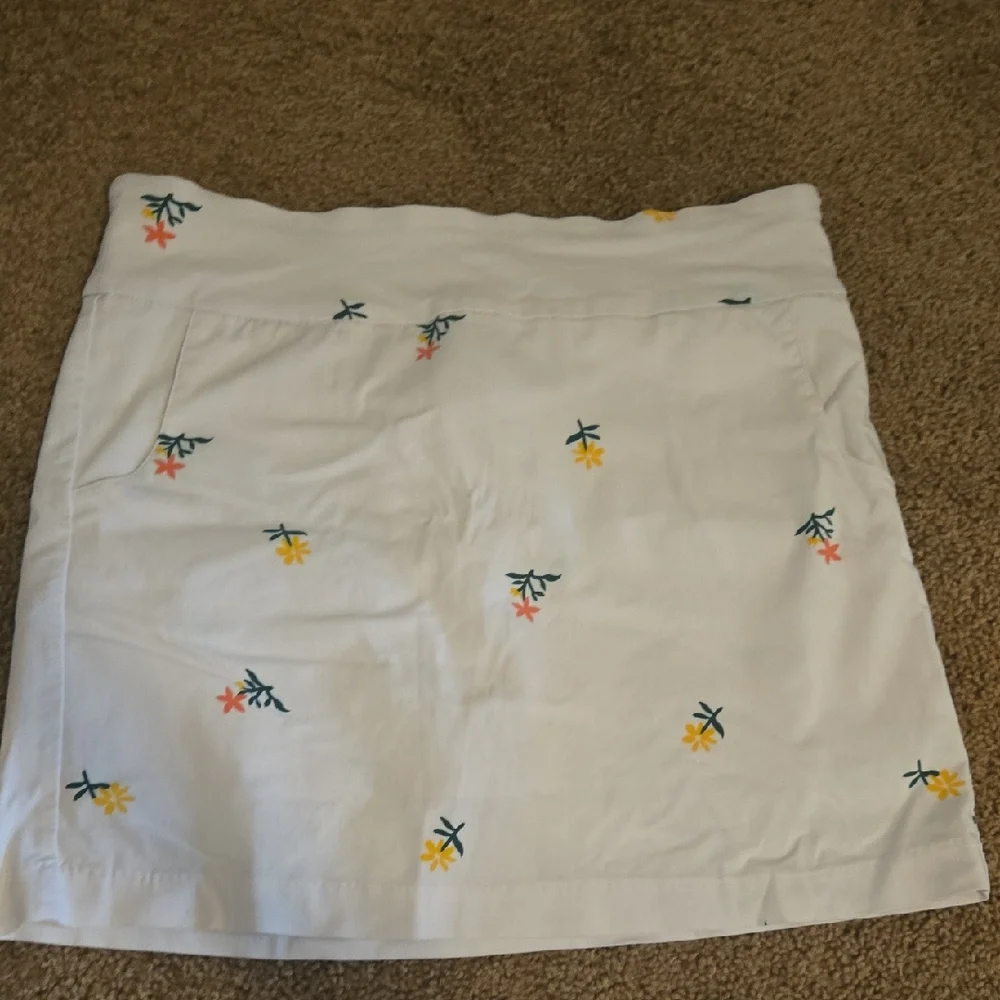 Zac & Rachel Floral White Skort Size 12 - Picture 1 of 6
